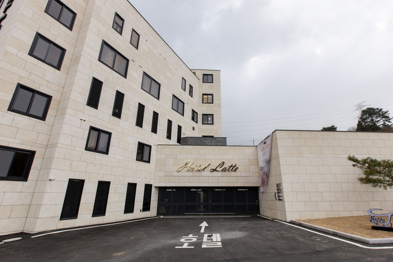 Exterior & Views 2, Yangpyeong Premium Hotel Latte, Namyangju