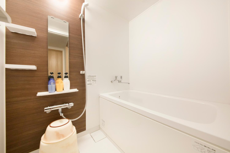 Bathroom 3, Hotel Showmeikan, Mishima