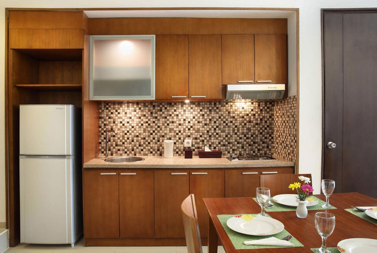 Dining Room 27