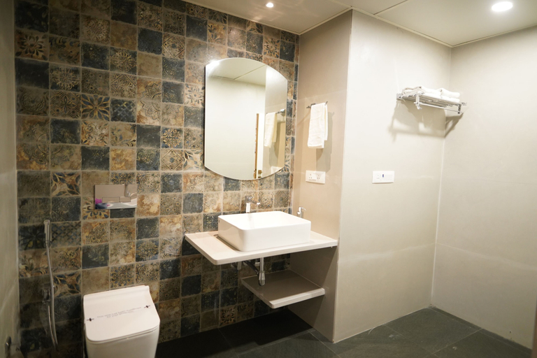 Bathroom 4, Visava Amusement Park & Resorts Panvel, Raigarh