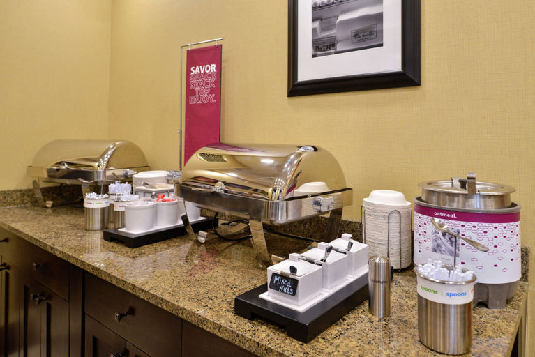 Food & Drinks 5, Hampton Inn Idaho Falls/Airport, Bonneville