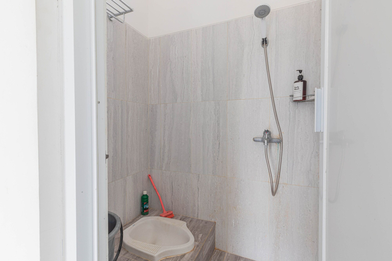 Bathroom 3, DJ House Yogyakarta, Sleman