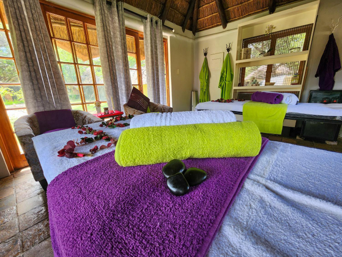 Bedroom 2, Ditholo Game Lodge, Waterberg