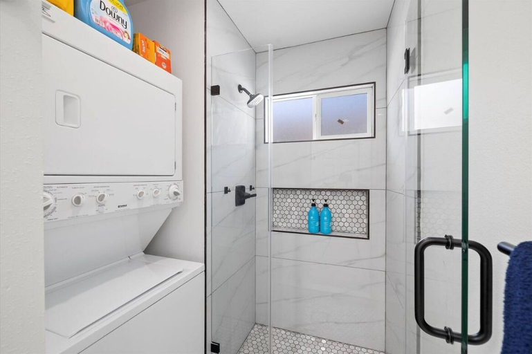 Bathroom 3, Cozy 1bd 1ba Sleeps 3 Close to Disney, Orange