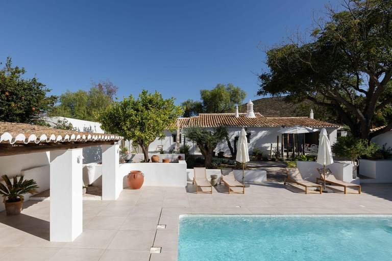 Others 4, Amago Guesthouse, Faro