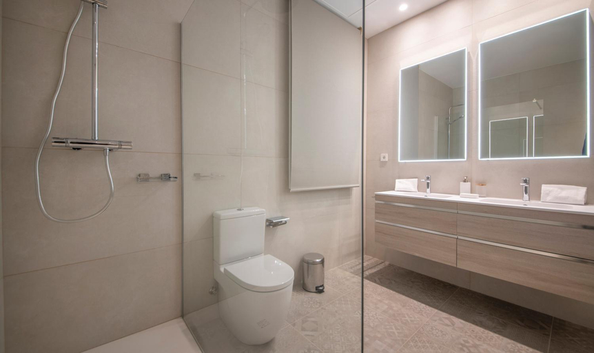Bathroom, You Stylish Business Apartments, Barcelona