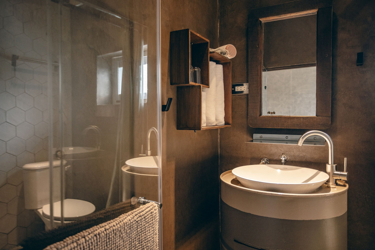 Bathroom 3, Original Hostel, Taitung