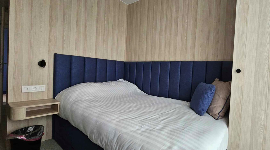 Bedroom 3, Hotel Les 3 Clés, Namur