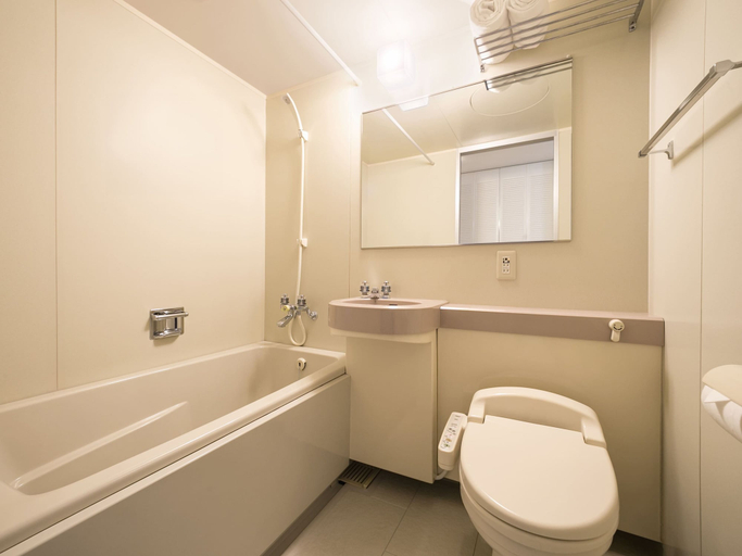 Bathroom 5, Mercure Tottori Daisen Resort & Spa, Hōki
