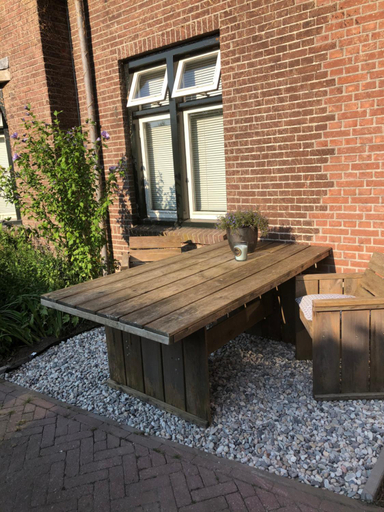 Others 2, Het Doktershuys, Aa en Hunze