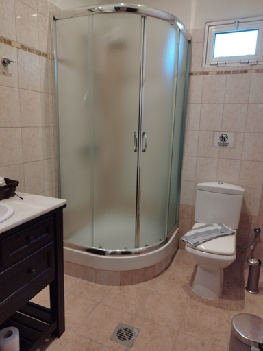Bathroom 3, Pozar Salt Cave Hotel Spa, Central Macedonia