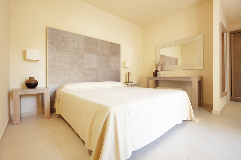 Bedroom 3, Spiagge San Pietro, a charming & relaxing resort, Cagliari