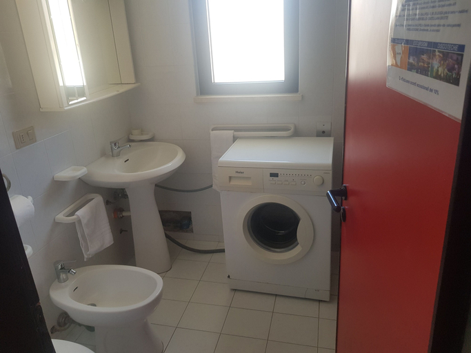 Bathroom, Trilocale Mimose in Baia Verde, Lecce