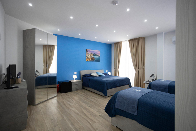 Bedroom 2, GIULY SUITES & ROOMS, Napoli
