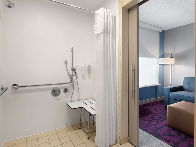 Bathroom 4, Home2 Suites by Hilton Indianapolis Keystone Crossing, Indianapolis