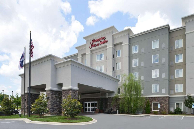 Hampton Inn & Suites Greensboro/Coliseum Area, Guilford