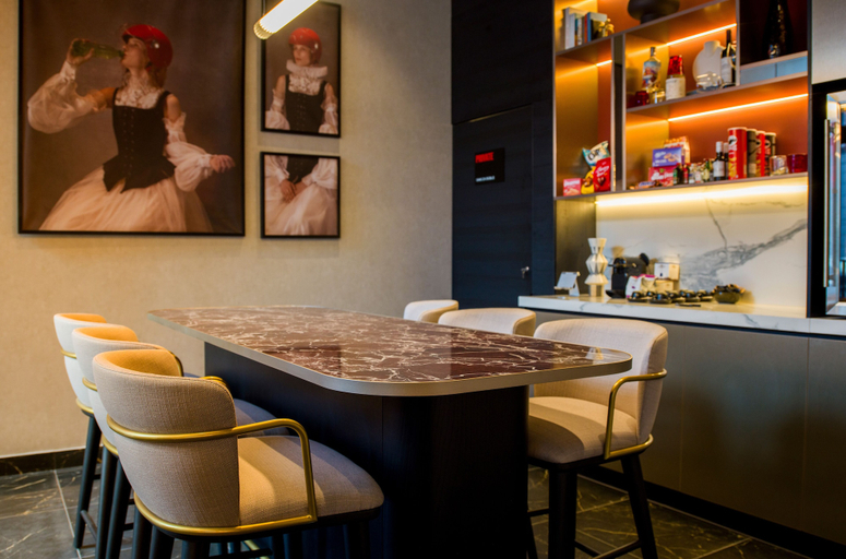 Food & Drinks 5, Radisson RED Belgrade, Belgrade