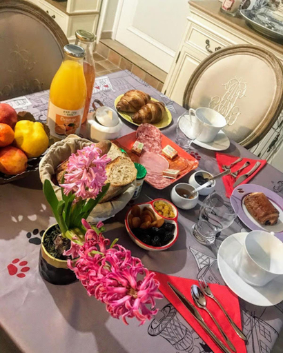 Food & Drinks 5, La tour cachee, Manche