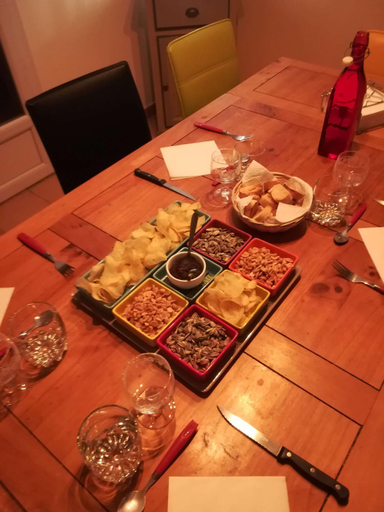 Food & Drinks, Chez TATA, Var
