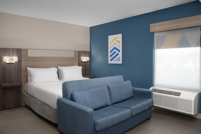 Bedroom 3, Holiday Inn Express WASHINGTON DC - BW PARKWAY by IHG, Prince George's