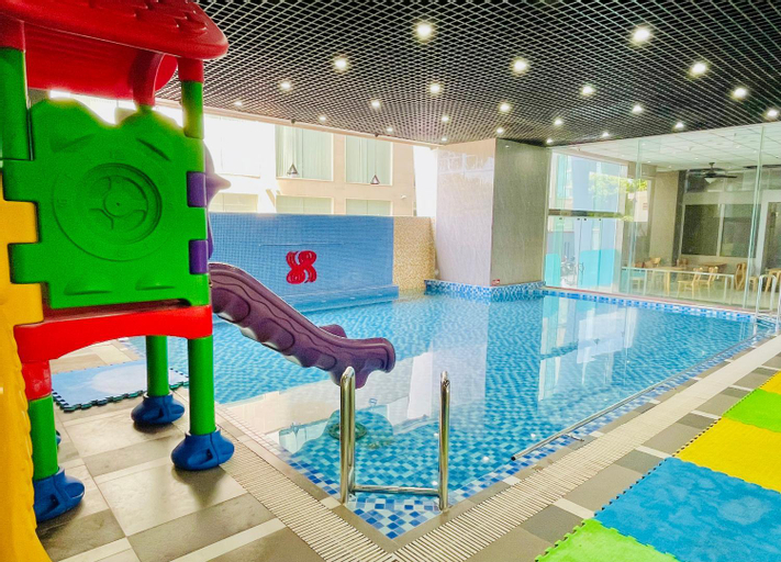 Swimming Pool 12
