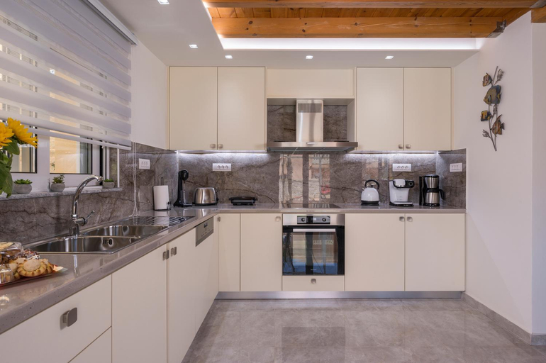 Kitchen 2, Garden Villa Chania, Crete