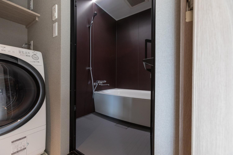 Bathroom 3, fav HIROSHIMA HEIWAODORI, Hiroshima