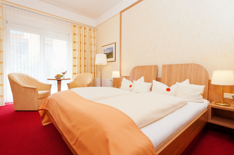 Bedroom 5, Hotel Am Vitalpark, Eichsfeld