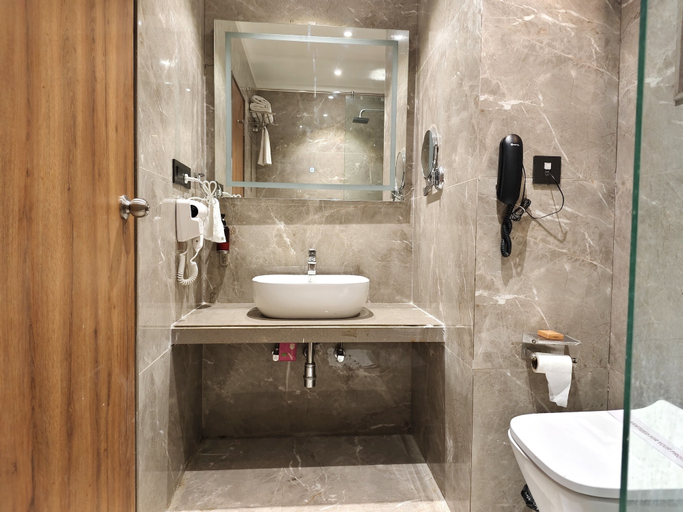 Bathroom 5, The Sky Imperial Hotel Kailash, Jamnagar
