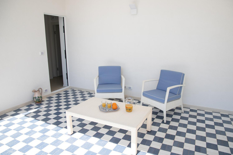 Others 5, Villa Ravanica, Ragusa