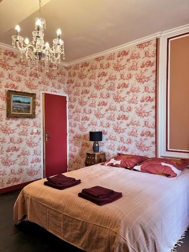 Bedroom 2, La tour cachee, Manche