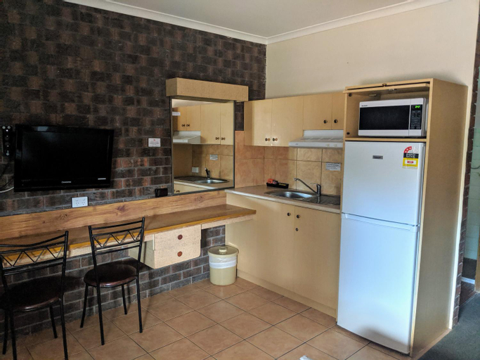 Dining Room 7