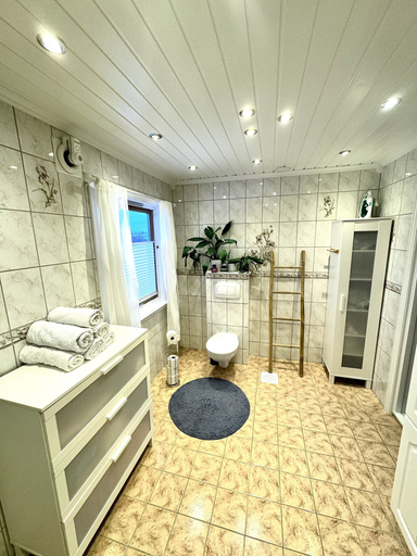Others 5, Just Like Home Bed & Spa, Porsgrunn