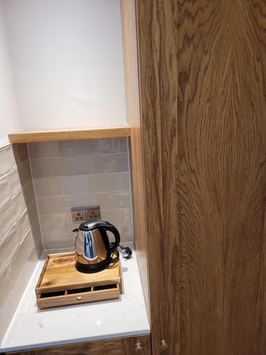Bathroom 3, The Chequers, Hertfordshire