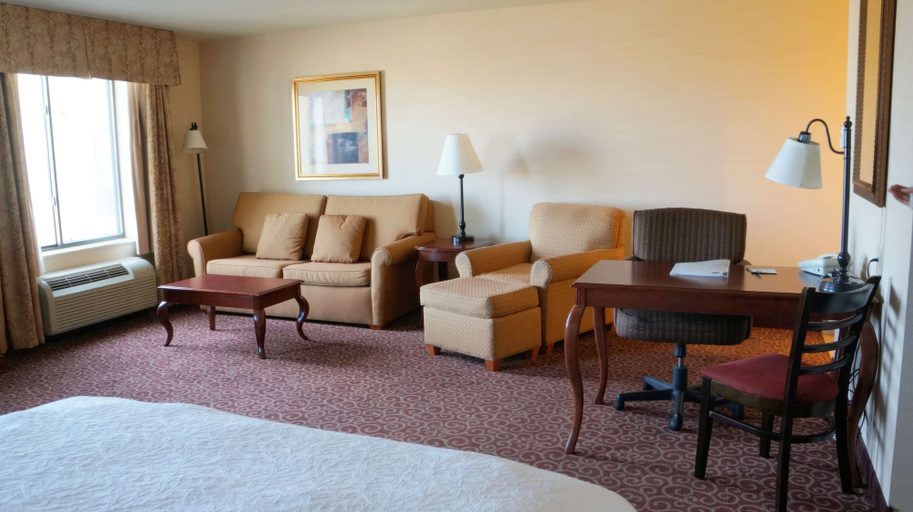 Bedroom 3, Hampton Inn & Suites Kingman, Mohave