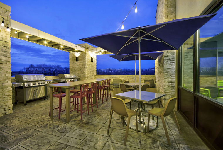 Food & Drinks 5, Home2 Suites By Hilton Whitestown Indianapolis NW, Boone