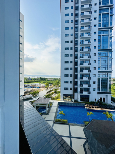 Exterior & Views 2, Mactan Newtown Condo Hotel Unit, Lapu-Lapu City