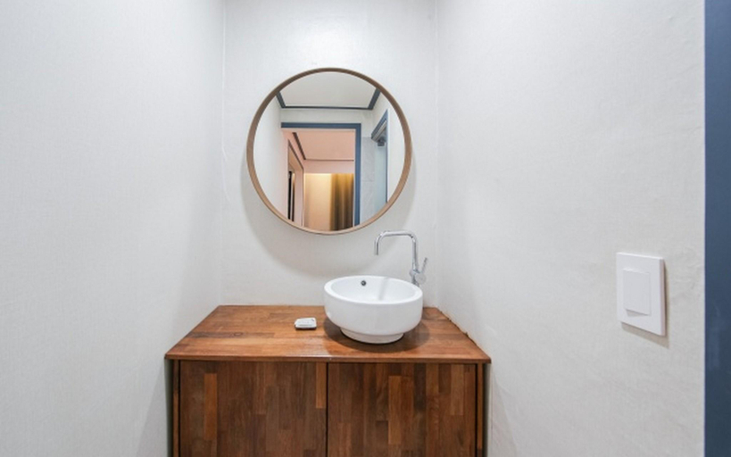 Bathroom 5, Jeonju Uadong Hotel Luna, Jeonju