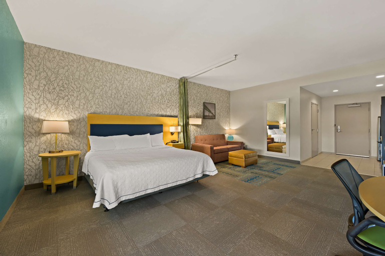Bedroom 12