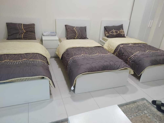 Bedroom 2, Durrat al Israa Residence, Um El-Basatien