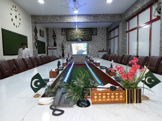 Others 5, Metro Hotel, Quetta