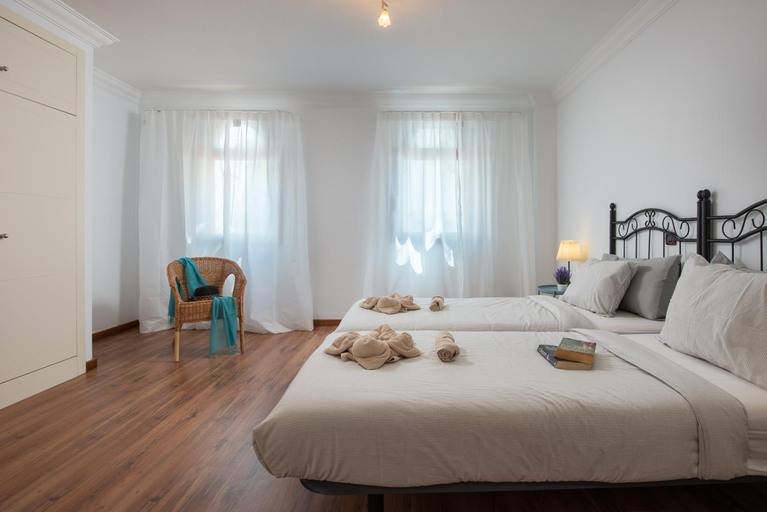 5, 2 CHARMING VILLA Private Pool and Sea View, Santa Cruz de Tenerife