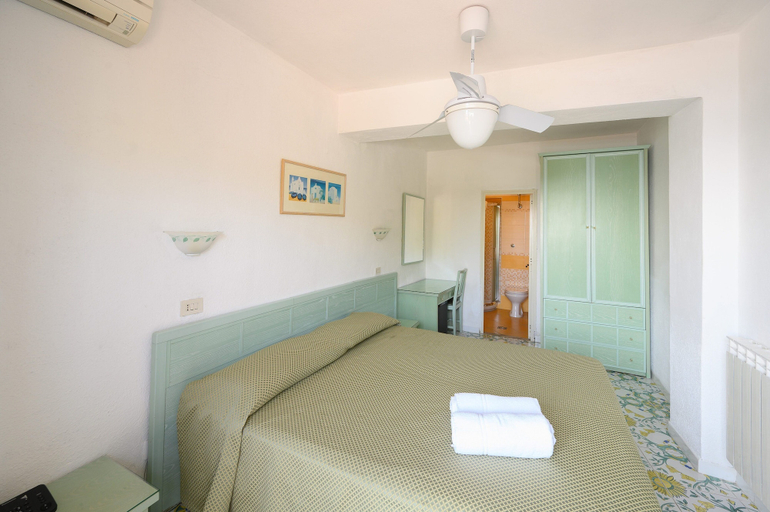 Bedroom 5, Hotel Parco Cartaromana, Napoli