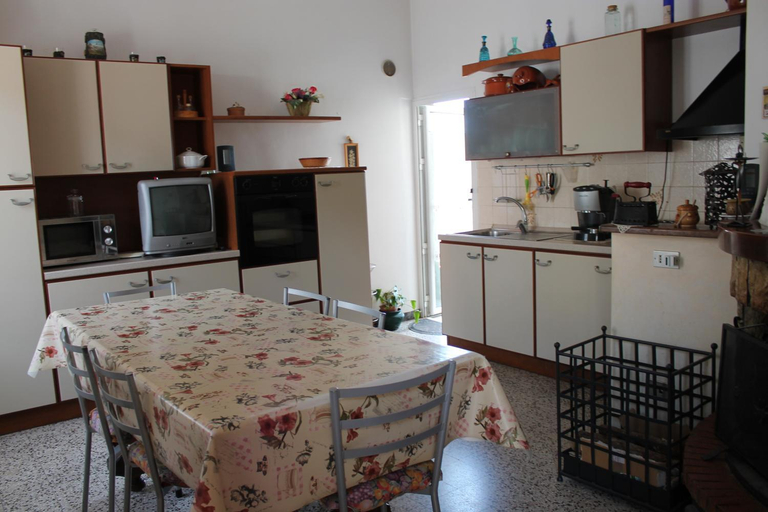Others 5, Le Fornaci, Ancona