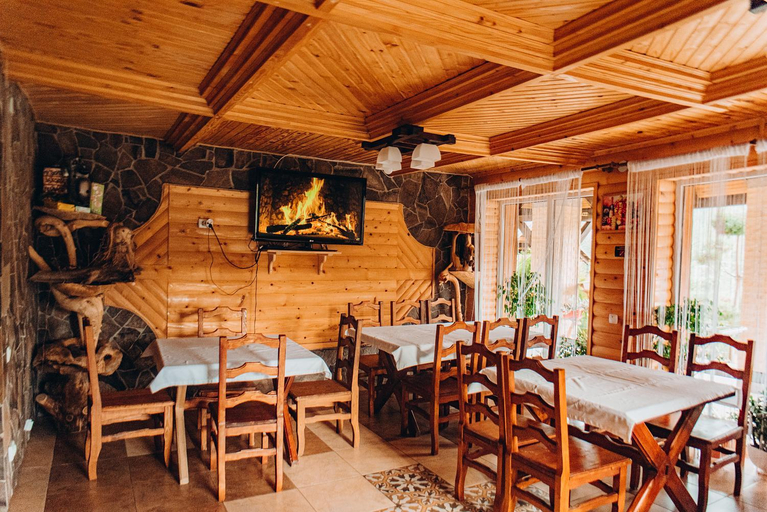 Food & Drinks, Рандеву, Nadvirnians'kyi