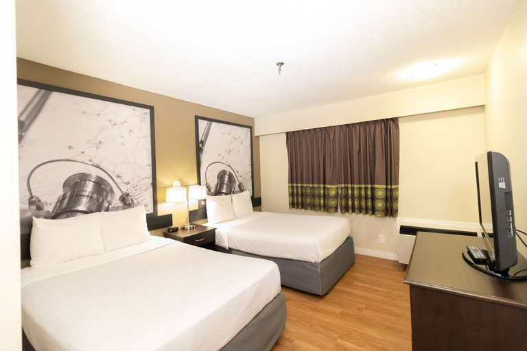 Bedroom 3, Super 8 by Wyndham Prince George, Fraser-Fort George