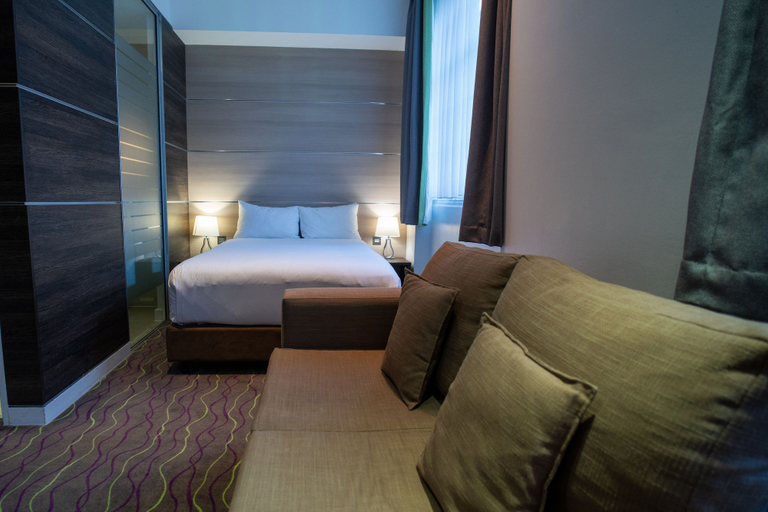 Bedroom 3, The Wesley Euston, London