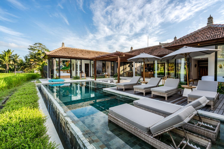 Swimming Pool 3