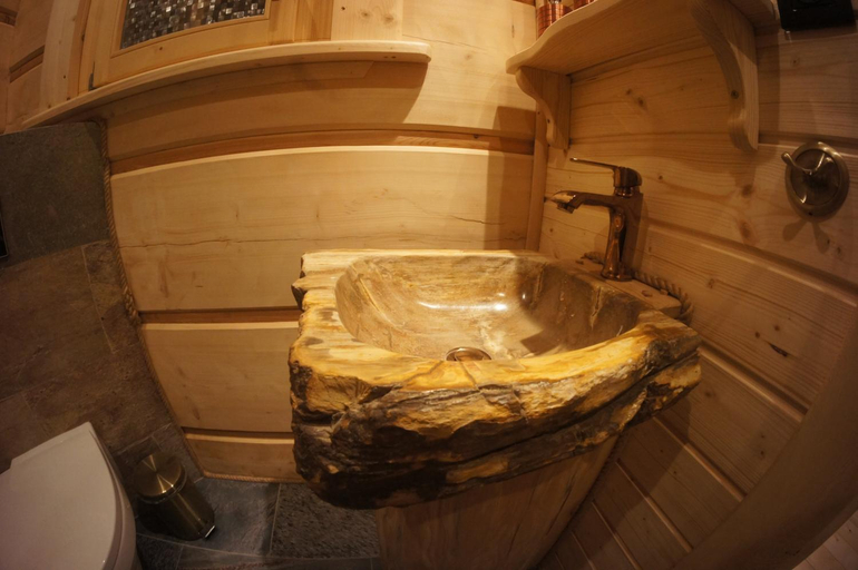 Bathroom 3, Goralska Osada Karpacz - Domki Lux, Jelenia Góra