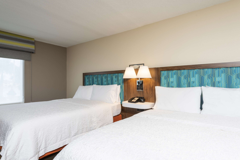 Bedroom 3, Hampton Inn & Suites Fort Myers - Colonial Blvd, Lee
